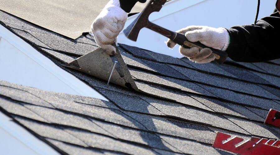 Professional residential roofers in Iron Belt, WI